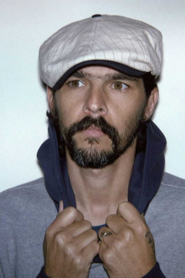 20th Anniversary Brood Newsboy Cap - Cream Navy For Sale - Image 2