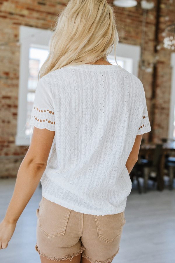 Manning Eyelet Short Sleeve Blouse | DROPSHIP Supply - Image 3