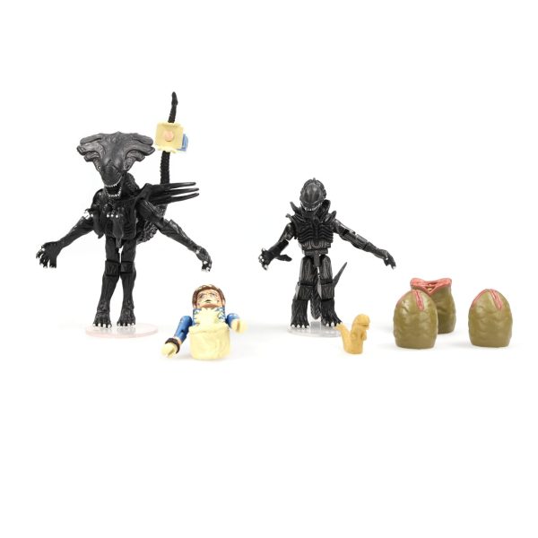 Aliens Deluxe Queen Alien with Warrior Alien & Battle-Damaged Bishop Minimates Online