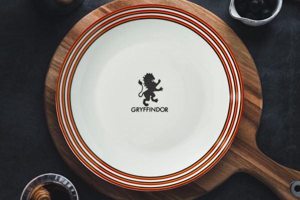 Harry Potter Gryffindor 16-Piece Dining Set | Set Includes Plates, Bowls, & Mugs Online - Image 5